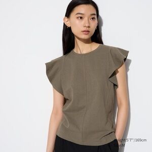 NEW Uniqlo Olive Green Ruffle Sleeve T-Shirt XL Stretchy Round Neck Neckline